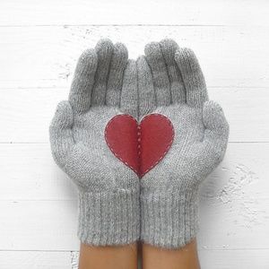 Artist Handmade Light Grey GLOVES w/Red HEART
